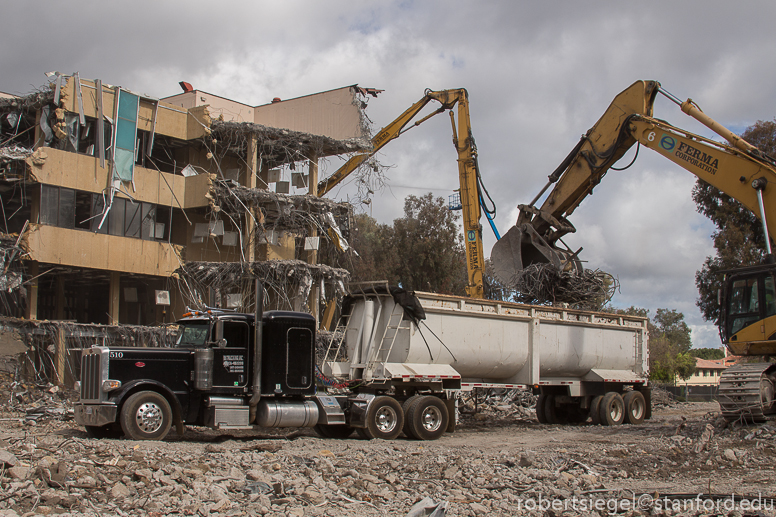 loading - destruction of Meyer library